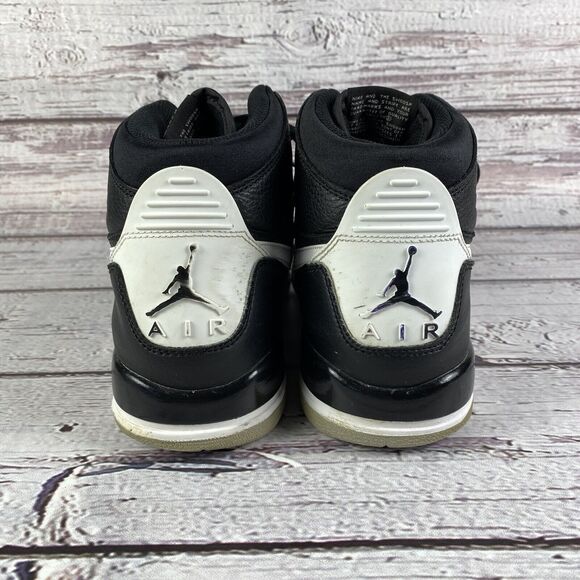 Nike Air Jordan Legacy 312 High Top Sneakers Black White Youth Size 7 - Picture 4 of 16